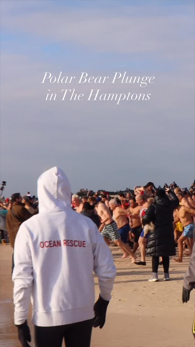 On Saturday, December 13th @heartofthehamptons held their annual Polar Bear Plunge at Coopers beach in Southampton.
The whole community came together for treats and plunged for a great cause ❄️
#polarbearplunge #coopersbeach #southampton #heartofthehamptons On Saturday, December 13th @heartofthehamptons held their annual Polar Bear Plunge at Coopers beach in Southampton.
The whole community came together for treats and plunged for a great cause ❄️
#polarbearplunge #coopersbeach #southampton #heartofthehamptons